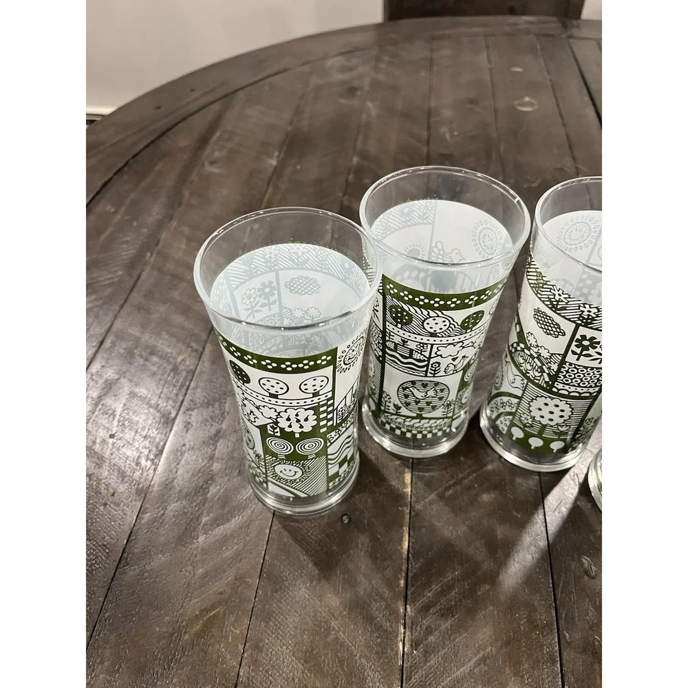Vtg Amish Folk Art Green Tumbler 6 1/2